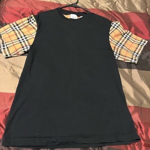 Authentic Burberry shirt worn 1X.Excellent condition sz.S.Runs big